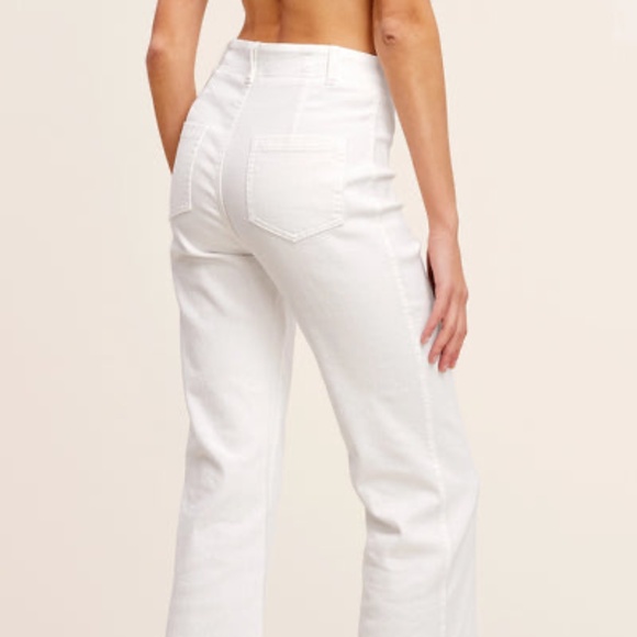 NWT White High Rise Raw Edge Jeans - Picture 5 of 5